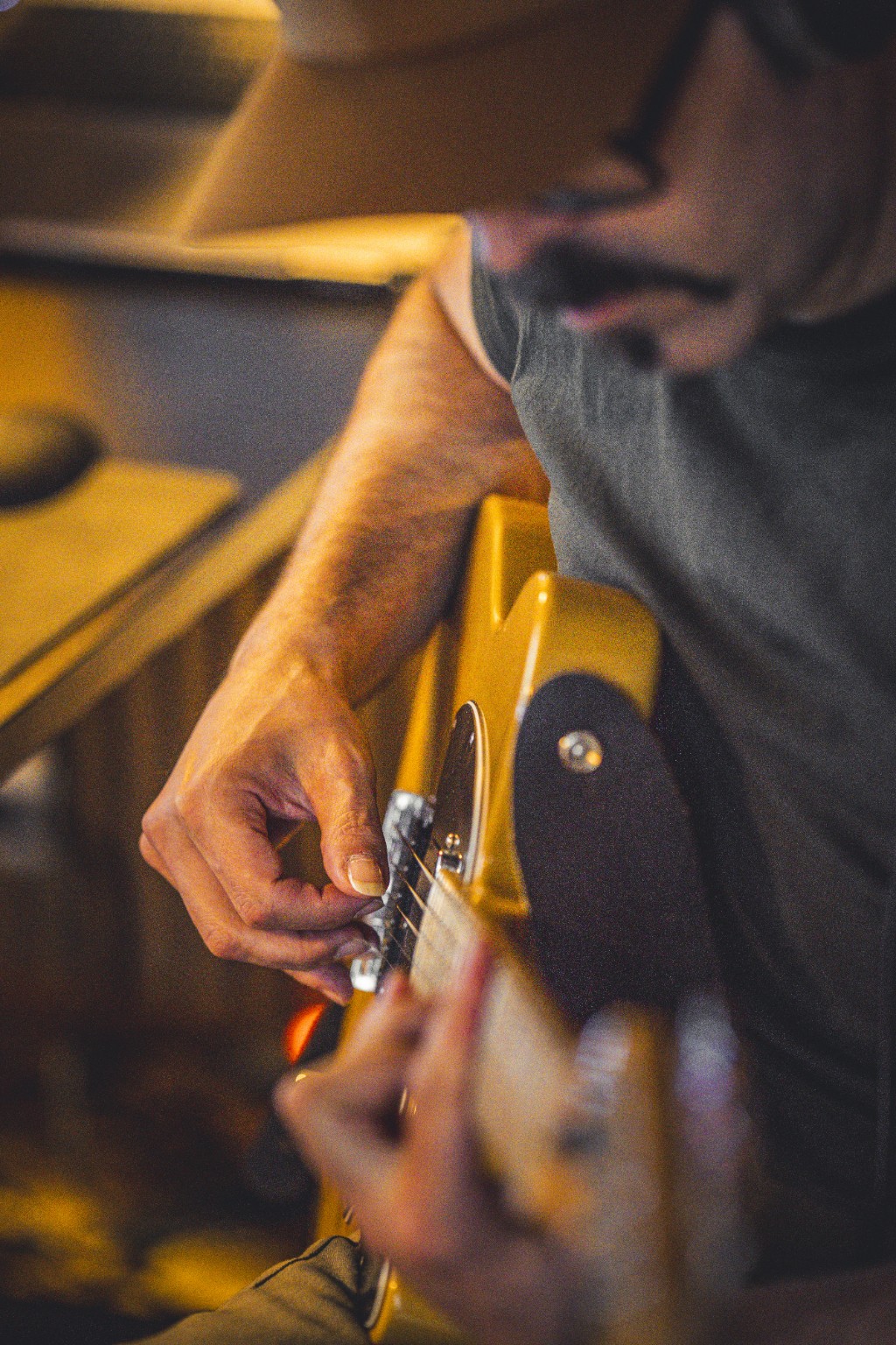 Gitarist under innspilling