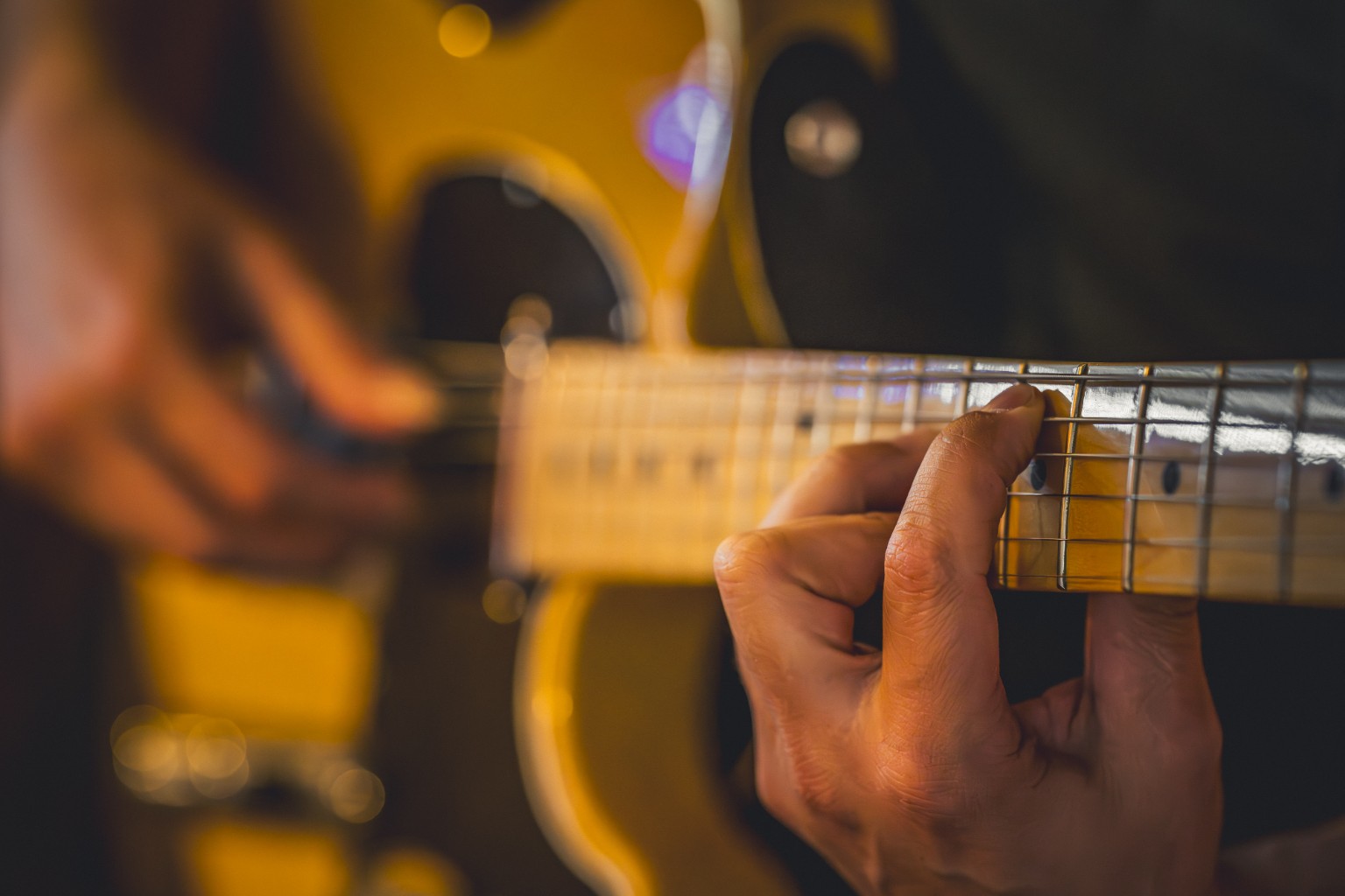 Gitarist i studio